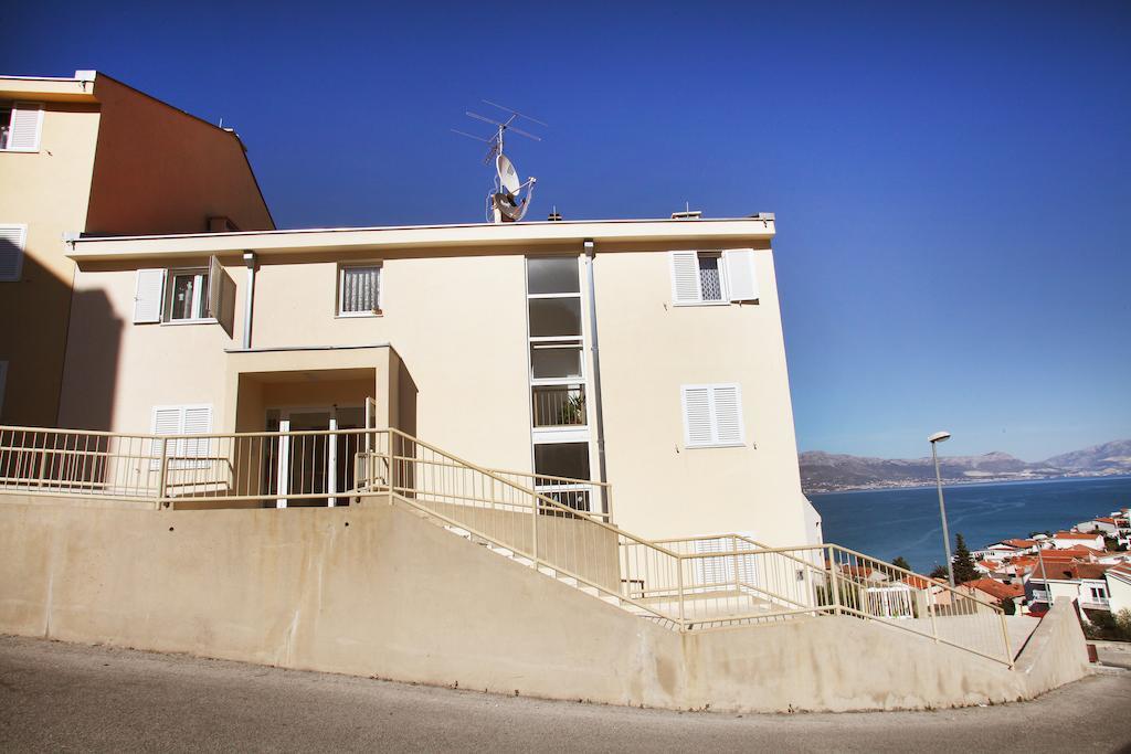 Apartment Marina Трогир Стая снимка