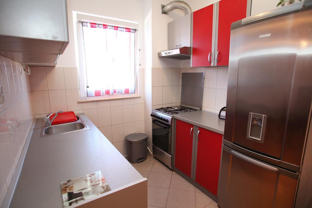 Apartment Marina Трогир Стая снимка